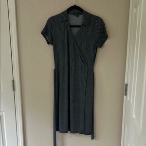 Brooks Brothers 346 Faux Wrap Dress XS NWOT | navy geometric print